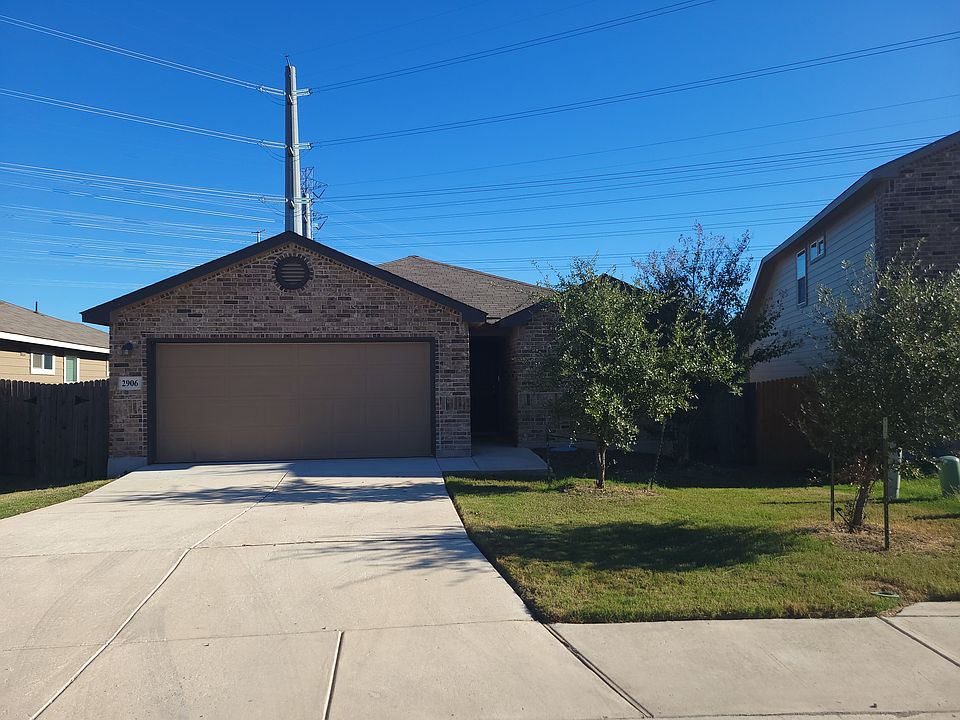 1st image of 2906 Lindenwood Run