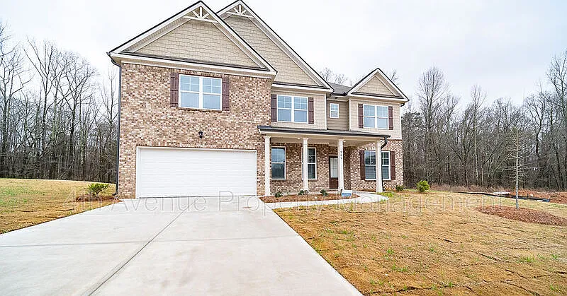6 bed, 4.0 bath, 2967 sqft, $2,500 — Photo 1
