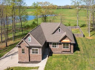 4512 General Forest Cir, Bon Aqua, TN 37025