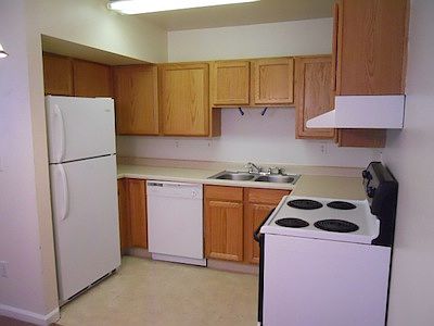 4th image of 1559 Prater Way APT A103