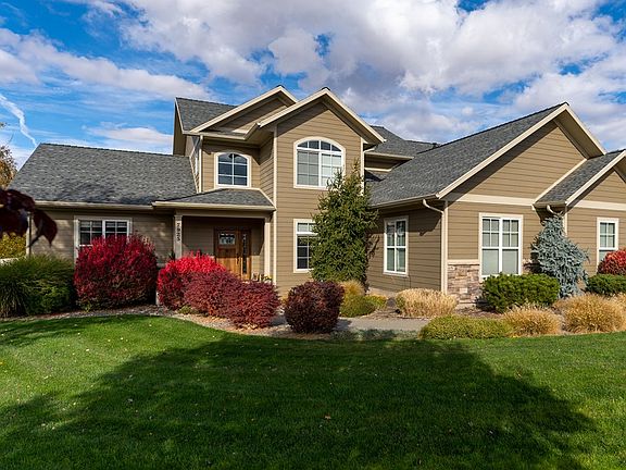 3rd image of 7925 Pheasant Chase Dr