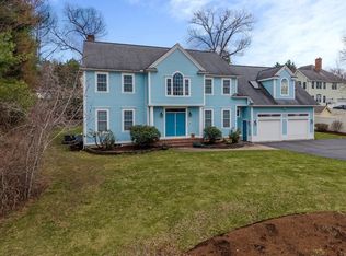 27 Summerfield Rd, Amherst, MA 01002