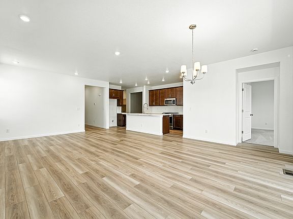 3rd image of 3411 N Denali St
