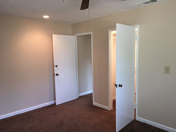 5th image of 4746 E Cornell Ave