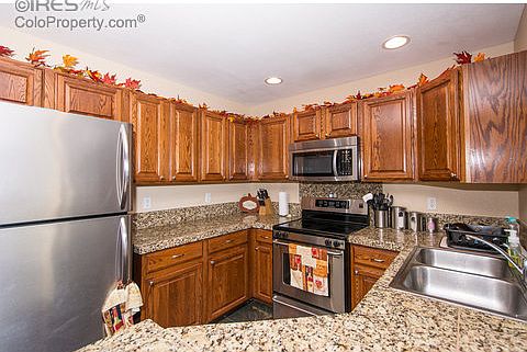 5th image of 214 Rock Bridge Ln