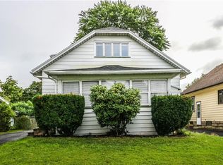 85 Castleford Rd, Rochester, NY 14616