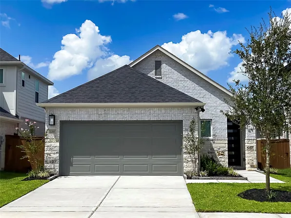 130 Radiant Ln, Richmond, TX 77469