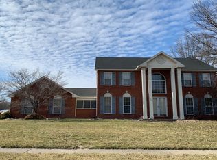 4307 Woodfield Pl, Belleville, IL 62226
