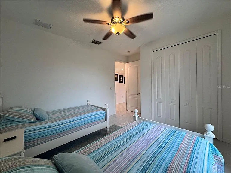 219 Venetia Ave — Photo 21