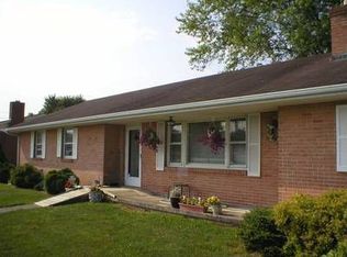212 Sions St, Moorefield, WV 26836