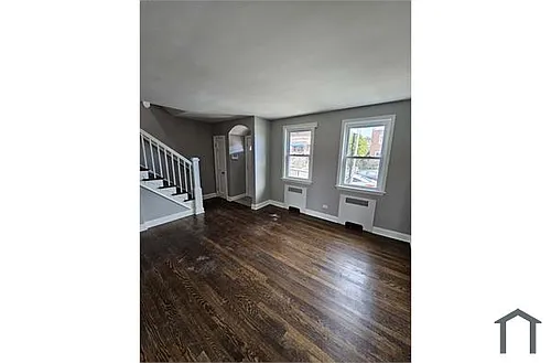 338 Martingale Ave Photo 1