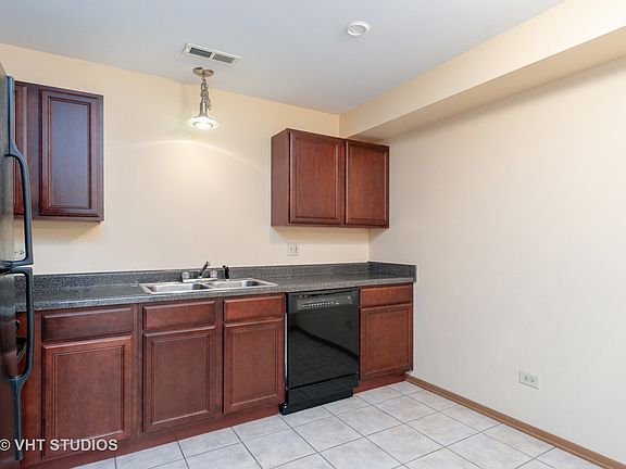 4th image of 2252 Abbeywood Dr APT D