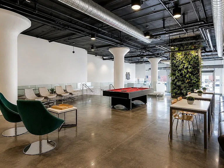 520 Park Avenue — Photo 21