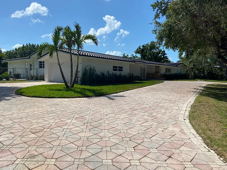 12841 SW 64th Ct — Photo 30