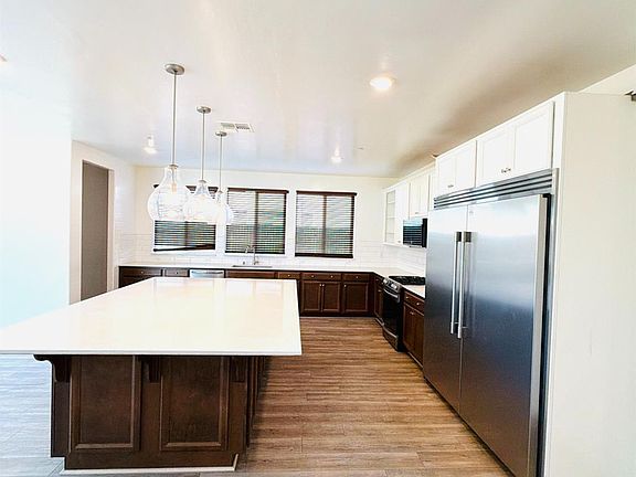 3rd image of 6510 Thunder Trail Dr