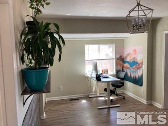 5th image of 5060 Carol Dr