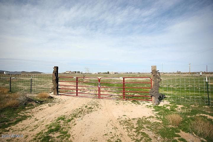 1st image of 00000 W ELWOOD Street #-