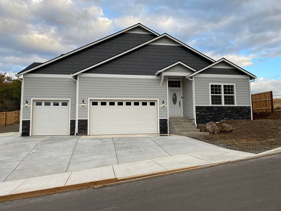 1st image of 1306 Crestmont Pl
