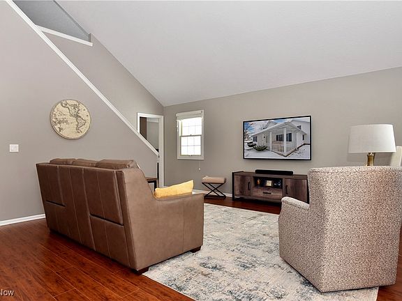 5th image of 1375 Peppercorn Ln