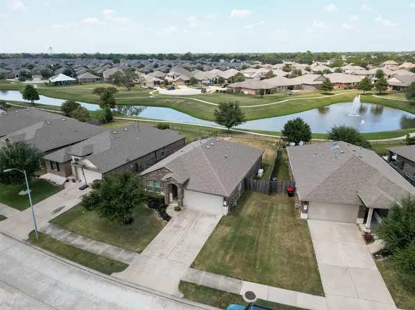 2822 Canadian Goose Ln, Baytown, TX 77521