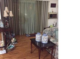 219 W Sneden Pl, Spring Valley, NY 10977