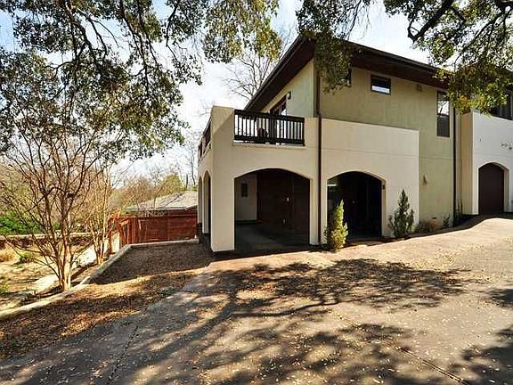 3rd image of 2107 Melridge Pl #B