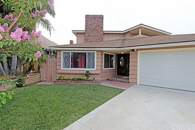 2nd image of 34502 Calle Portola