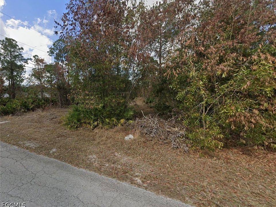 2nd image of 3605 E 3rd St