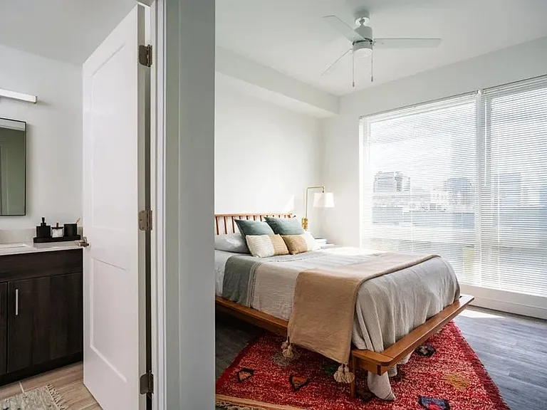 One Canal Apartments — Photo 12