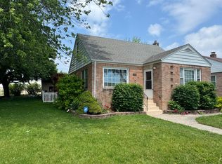 926 W Home Ave, Hobart, IN 46342