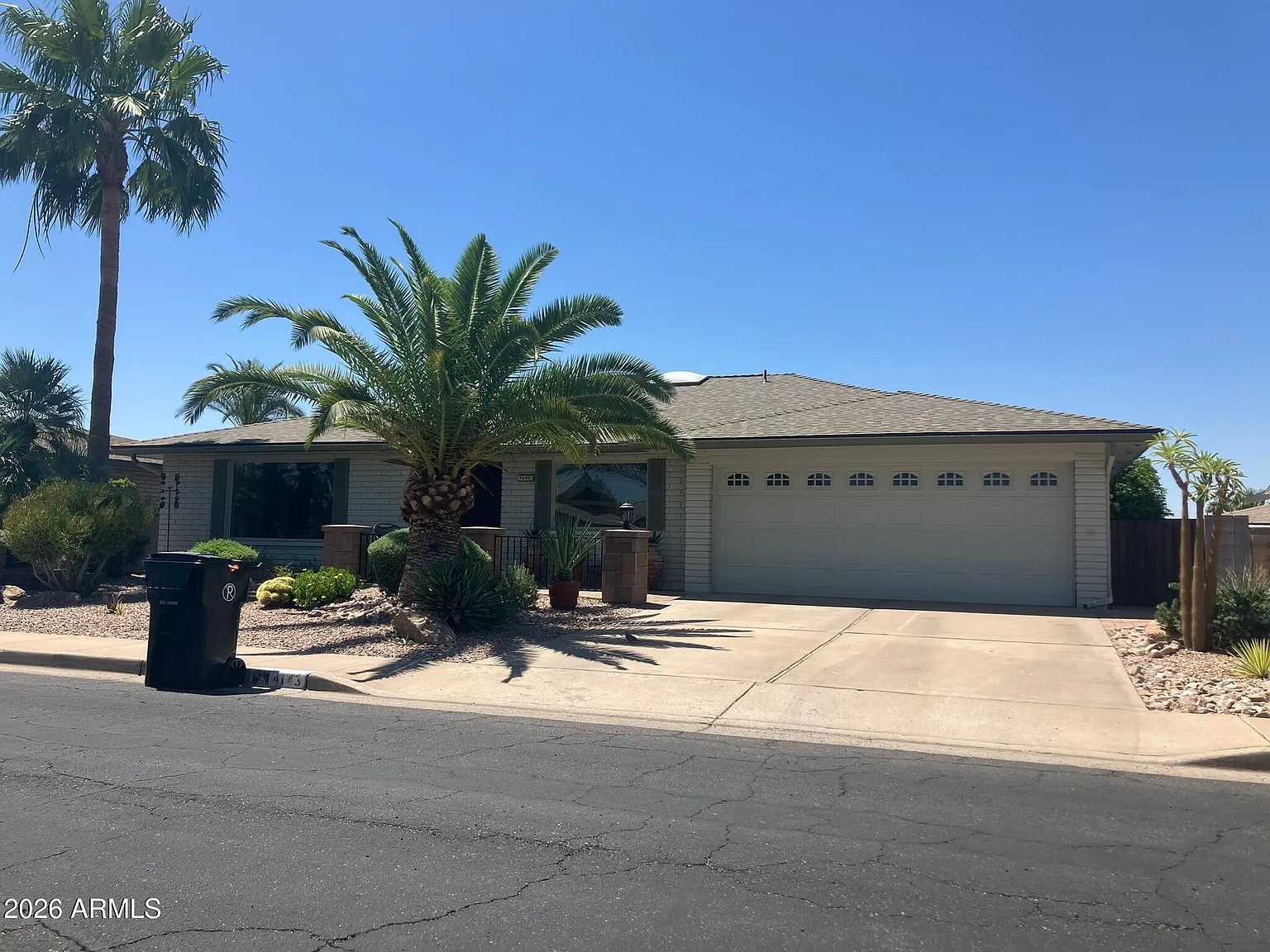 2 bed, 2.0 bath, 2087 sqft, $3,400 — Photo 3