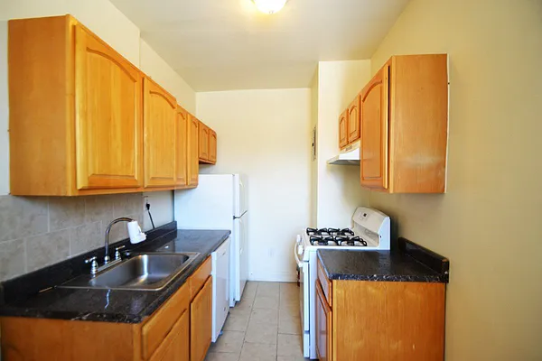 Rented by Bohemia Realty Group | media 39