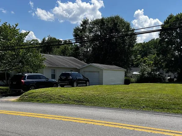 1071 Old Eccles Rd, Beckley, WV 25801