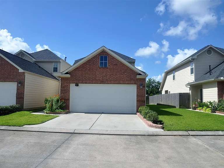 20913 Sunrise Pine View Ln — Photo 2