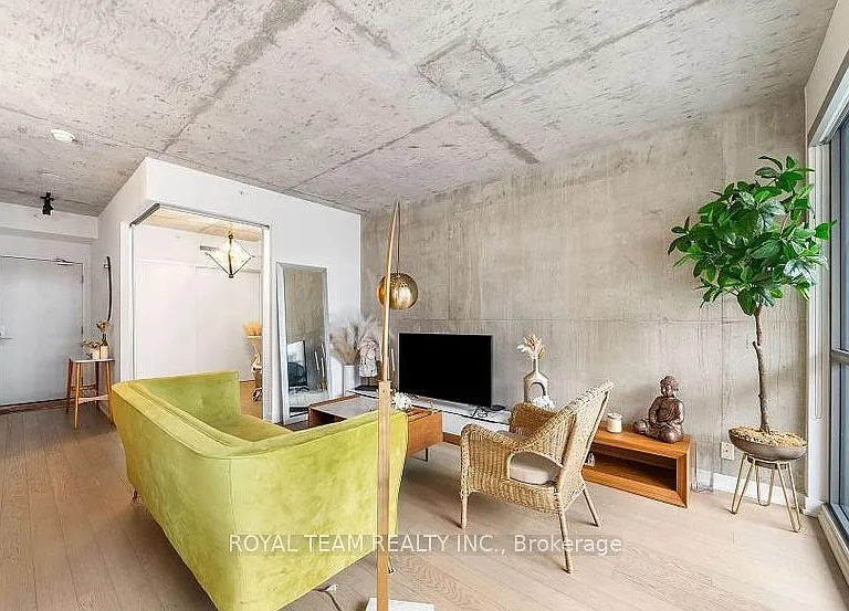 39 Brant St #815 — Photo 7