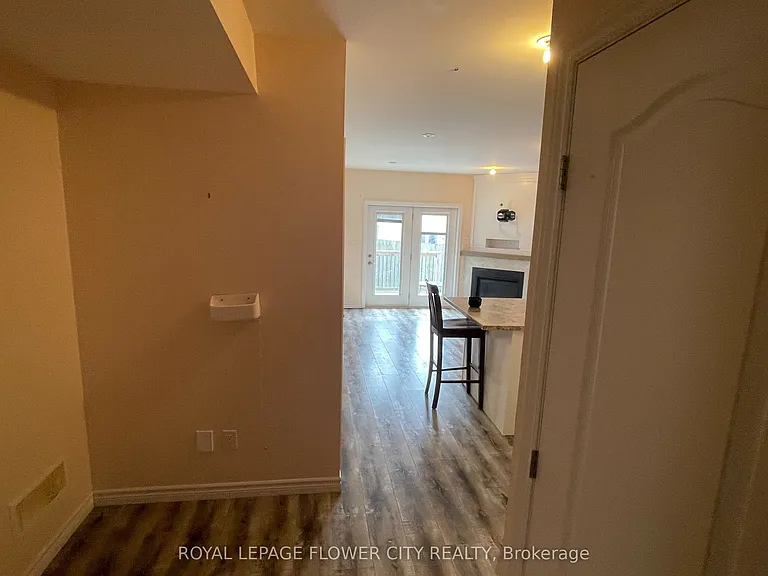 1921 Frederick Cres #BASEMENT — Photo 6