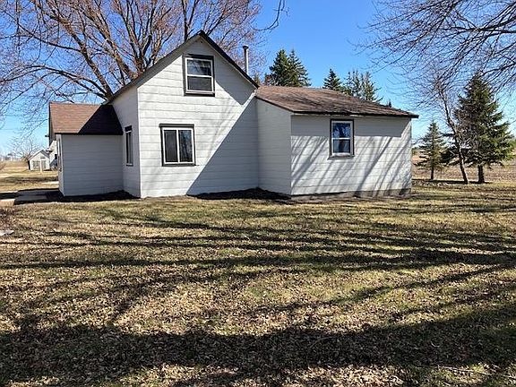 2nd image of 358 Cypress Ave S