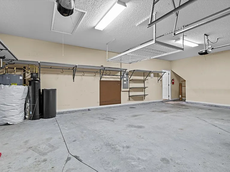 1201 E Redrock Ridge Ave — Photo 16