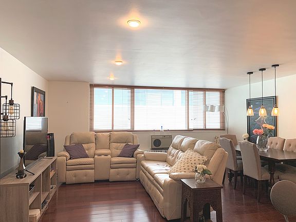 5th image of 1516 Hinman Ave APT 511