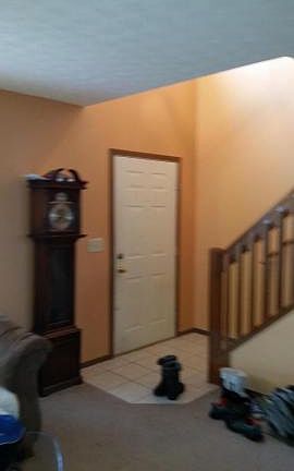 5th image of 923 Wallace Dr