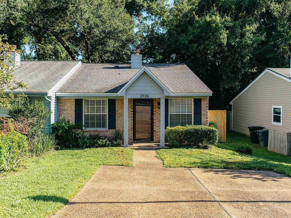 1st image of 2926 Richview Park Cir N