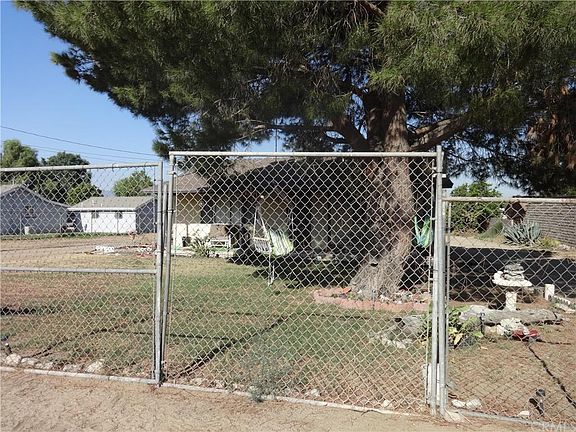5th image of 3794 California Ave