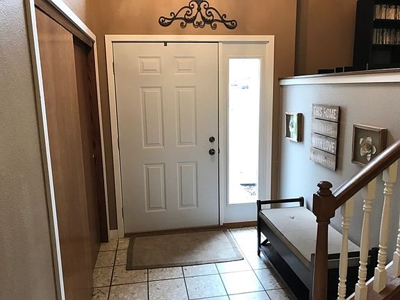 2nd image of 207 South St