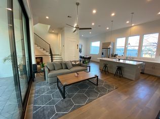 1215 Hickory St #C, Houston, TX 77007