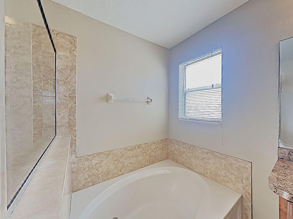 1st image of 7728 Maroon Peak Dr