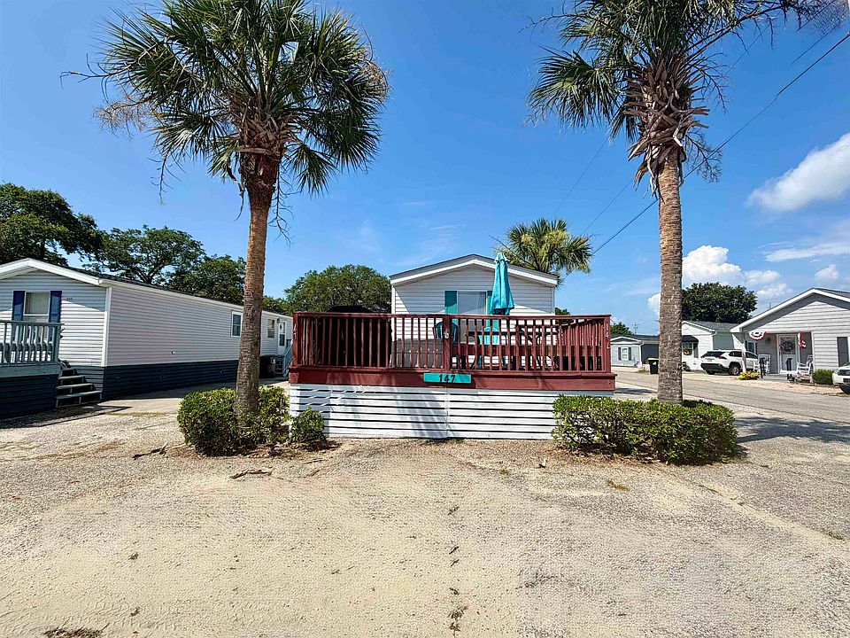 1st image of 147 Oceanside Dr.