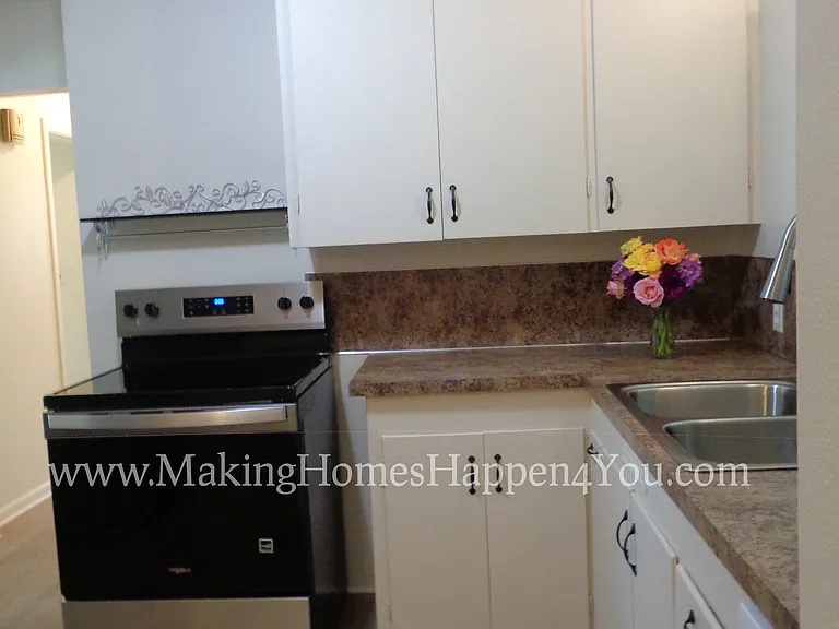 1945 23rd St NE — Photo 19