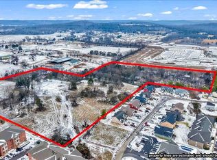 265 Walnut Creek Dr, Bowling Green, KY 42101