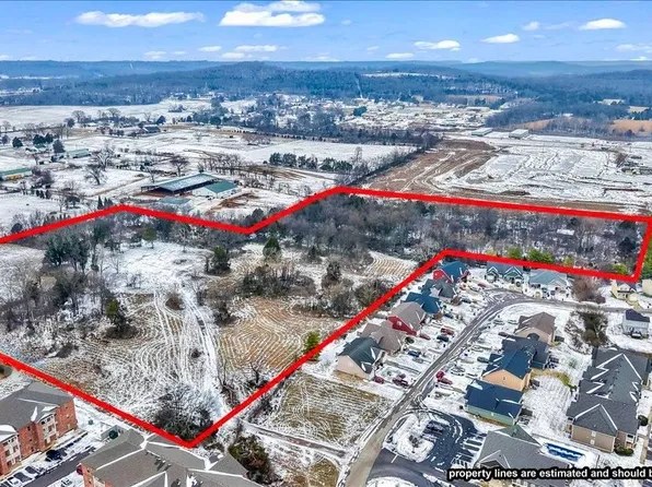 265 Walnut Creek Dr, Bowling Green, KY 42101