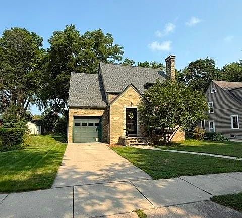 4th image of 1183 Columbus Cir